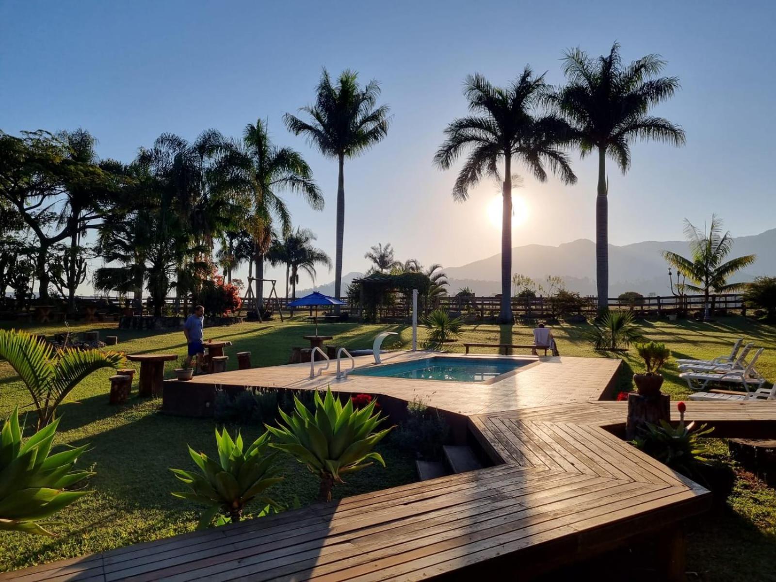 Contempla Joanopolis Hotel Luaran gambar