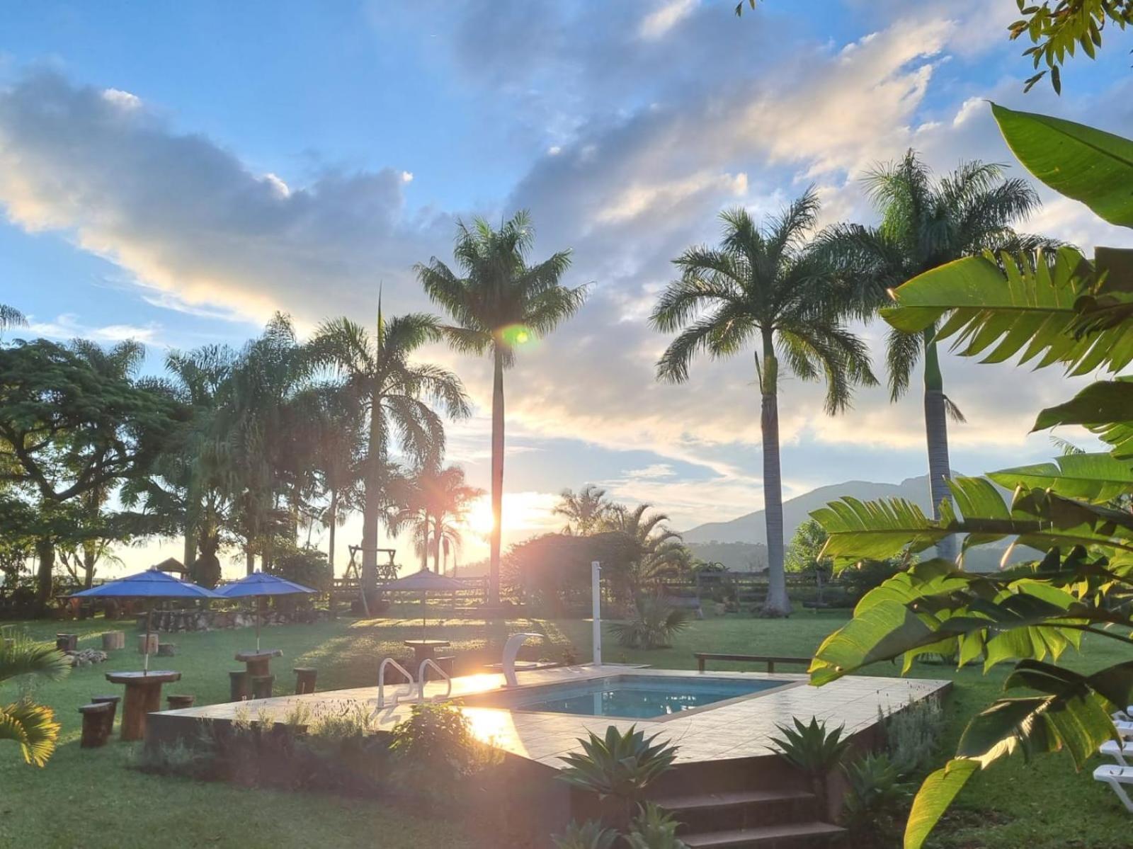 Contempla Joanopolis Hotel Luaran gambar